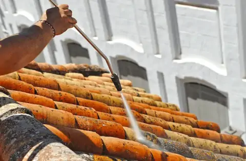 Nettoyage de toitures - Coufouleux